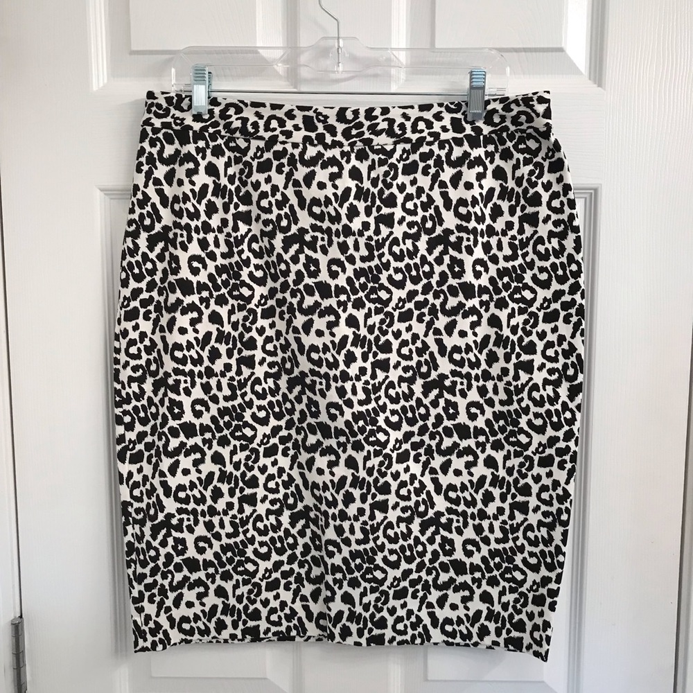 ANN TAYLOR Factory Skirt Leopard Print Size 12 NWT